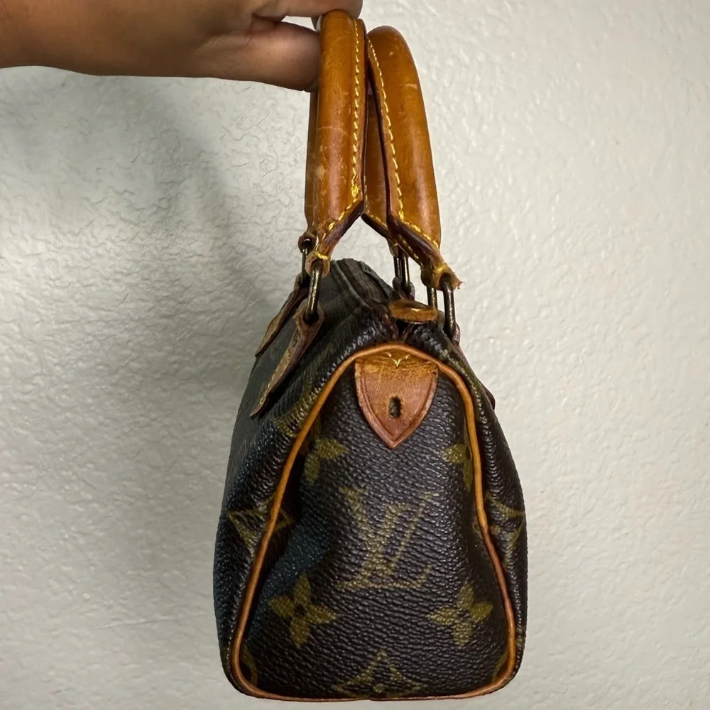 Louis Vuitton Monogram Mini Speedy